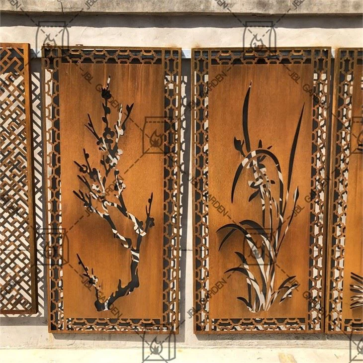 Metallic Screen Panel