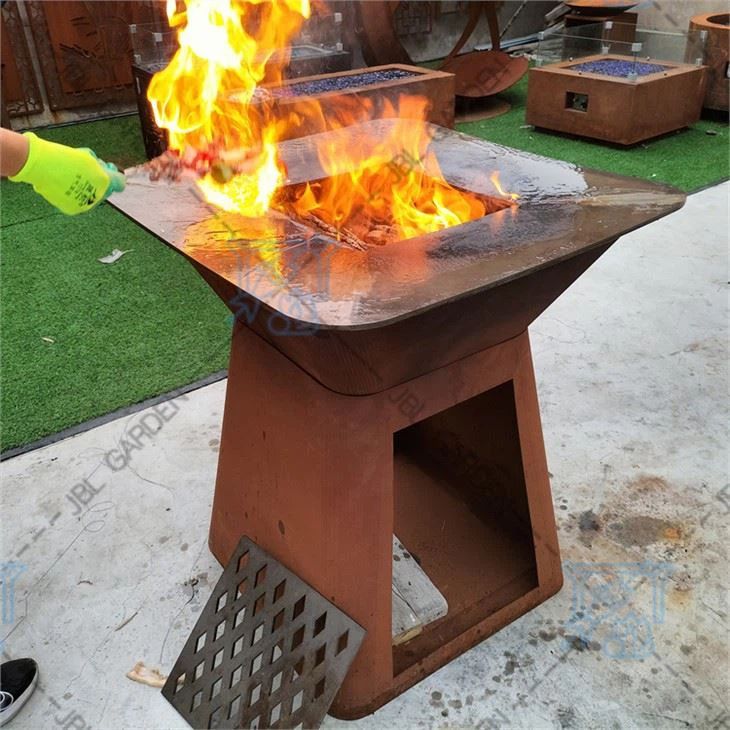 Gril Pwll BBQ