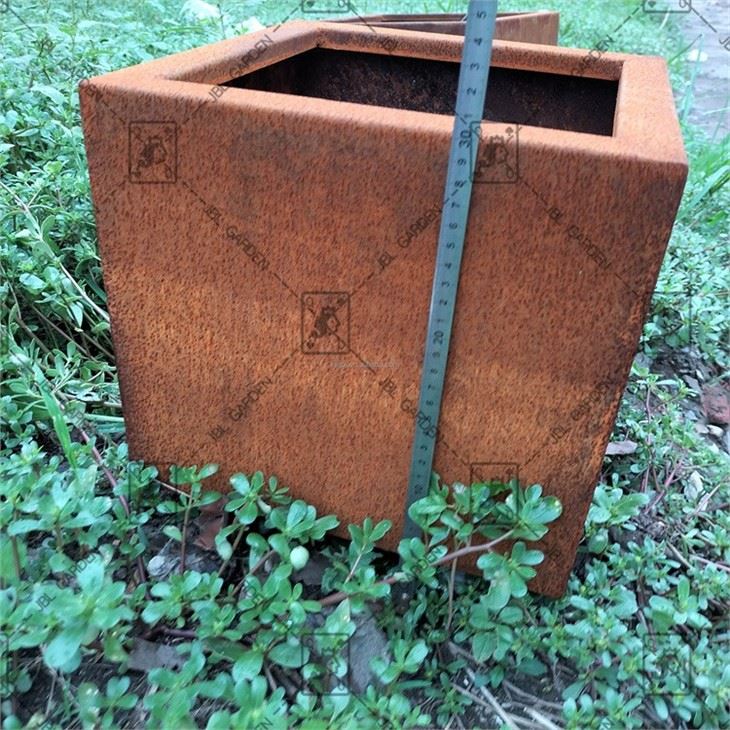 Large Metal Raised Beds