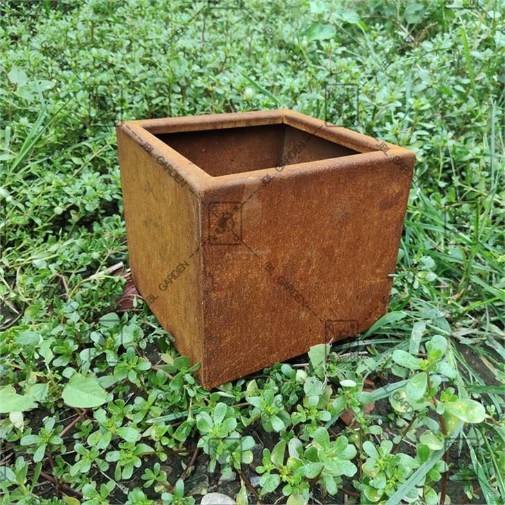 Large Metal Raised Beds