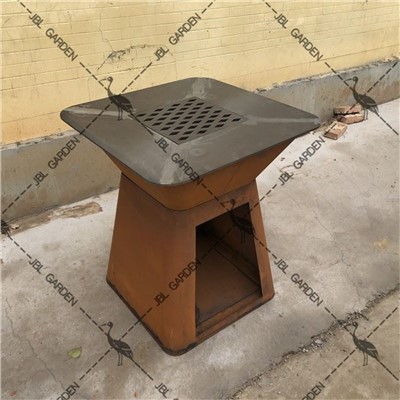Cynlluniwyd BBQ GRILL