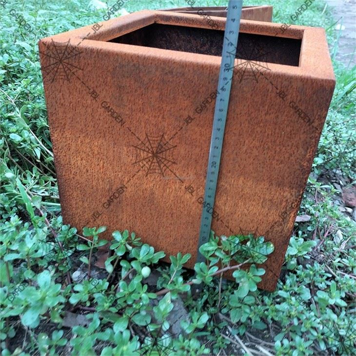 Tin Outdoor Planters