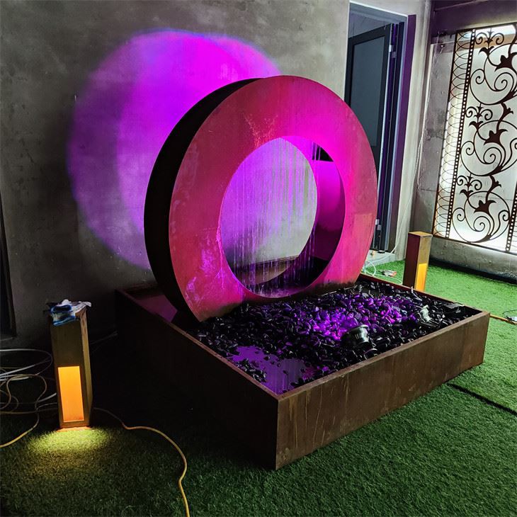 Nodwedd Dŵr Powlen Dŵr Corten