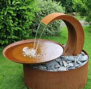 High Quality Rusty Metal Water Fountain high quality