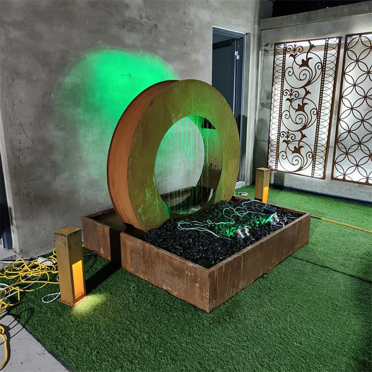 Arc Lunar Corten Dur Nodwedd Dwr Llen Tirlunio Awyr Agored