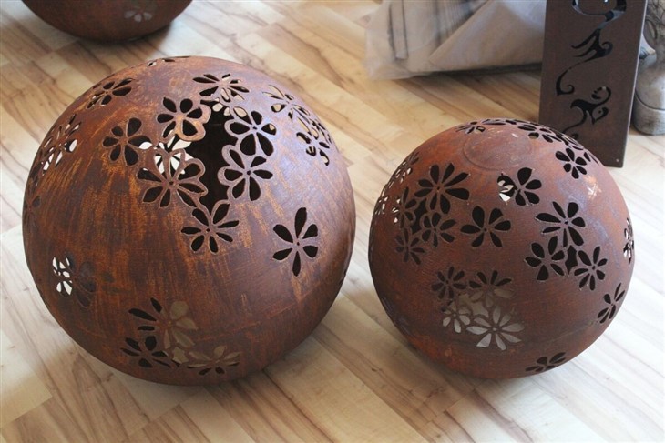 Steel Decorative Sphere Outdoor Art With Scroll Cutout Pattern high quality